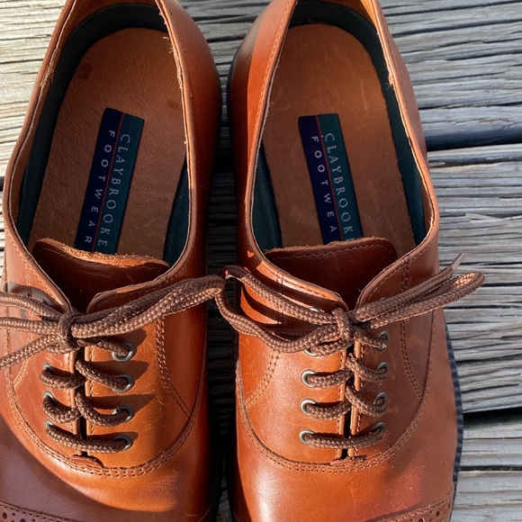 Claybrooke footwear, rustic tan, nice detailing dressy, casual. Length 121/2 - Picture 2 of 5